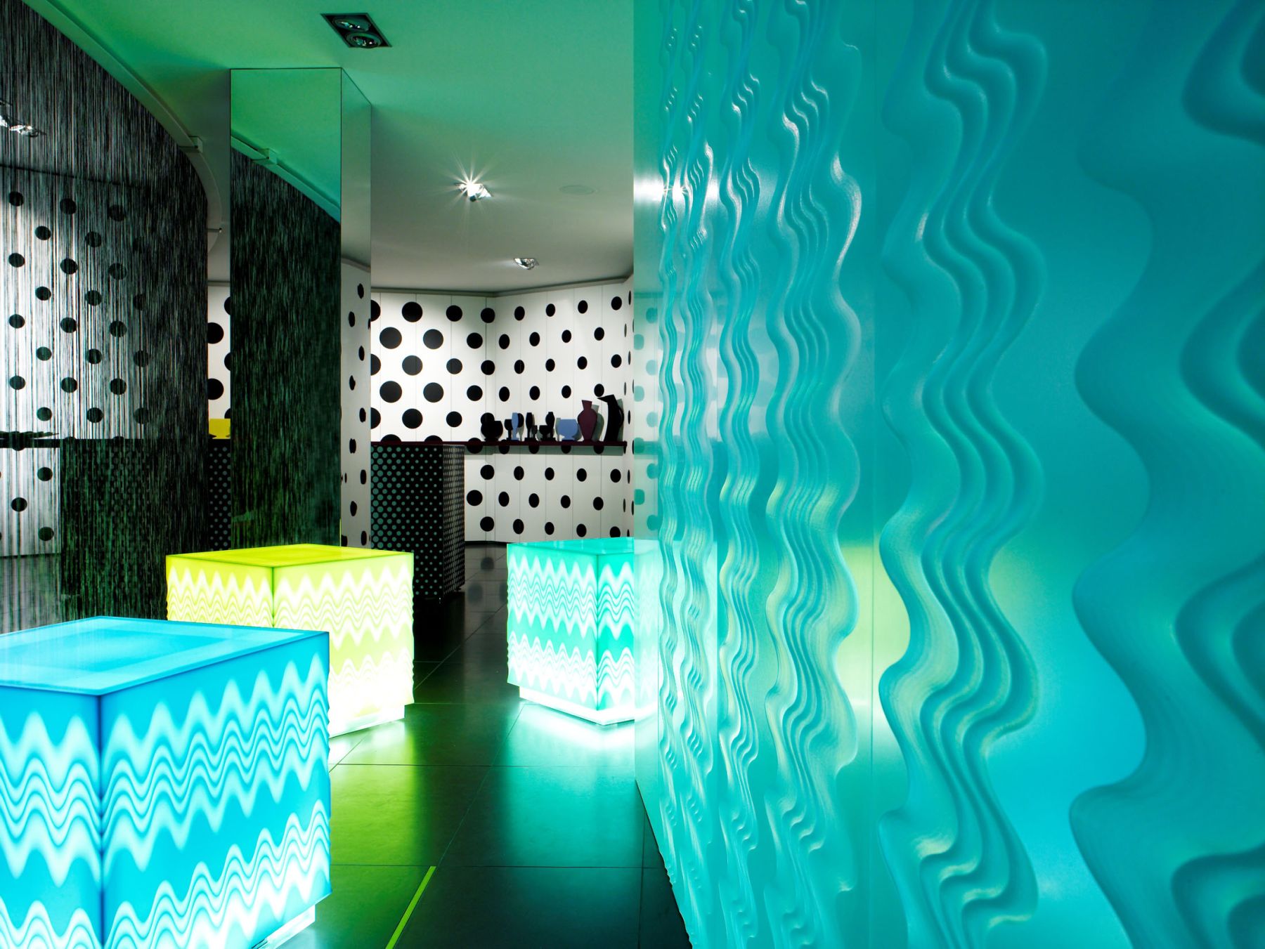 sites/corian.tw/IMG/jpg/uses-and-app-corian-loves-missoni-photo-leo-torri-1.jpg